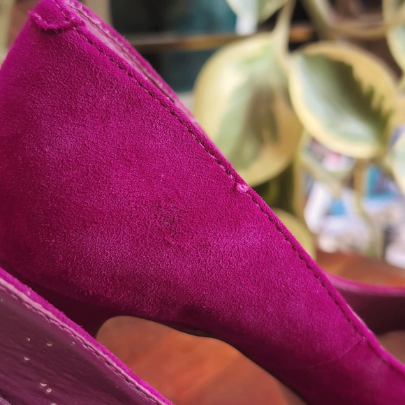 STEVE MADDEN fuchsia suede high heels 7.5 M- Worn only once - Picture 6 of 7